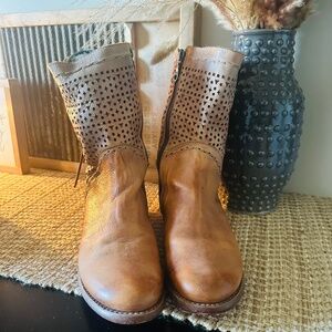 BED STU Cobbler Series Boots